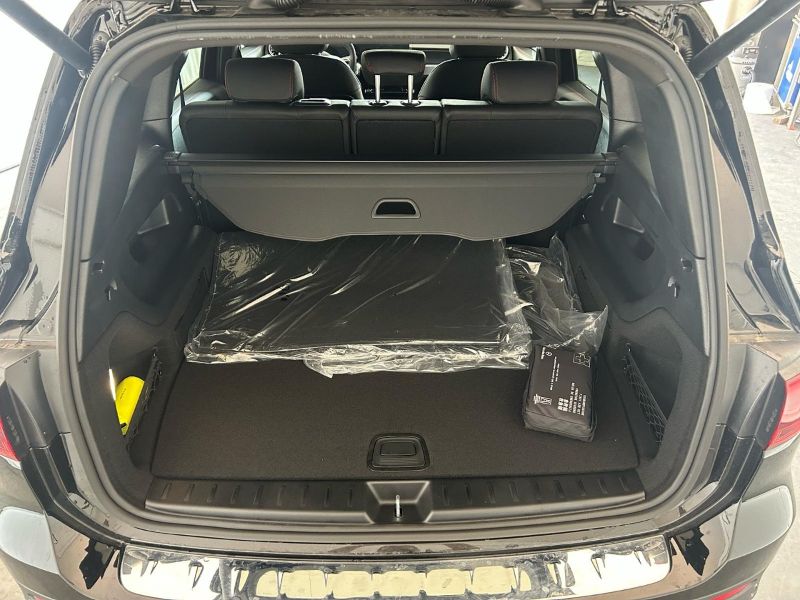 GuidiCar - MERCEDES BENZ NUOVA GLB 1 GLB 200 d 4MATIC AMG Line ADVANCED PLUS Nuovo