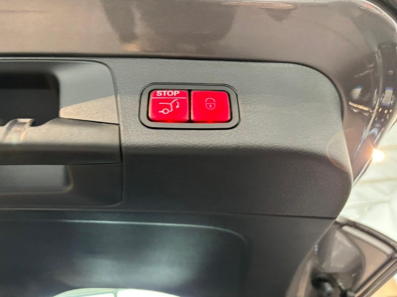 GuidiCar - MERCEDES BENZ NUOVA GLB 1 GLB 200 d Automatic AMG Line ADVANCED PLUS Nuovo