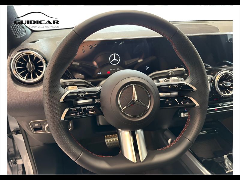GuidiCar - MERCEDES BENZ NUOVA GLB 1 GLB 200 d AMG Line ADVANCED PLUS Nuovo
