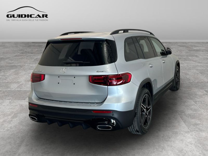 GuidiCar - MERCEDES BENZ NUOVA GLB 1 GLB 220 d 4MATIC AMG Line ADVANCED PLUS Nuovo