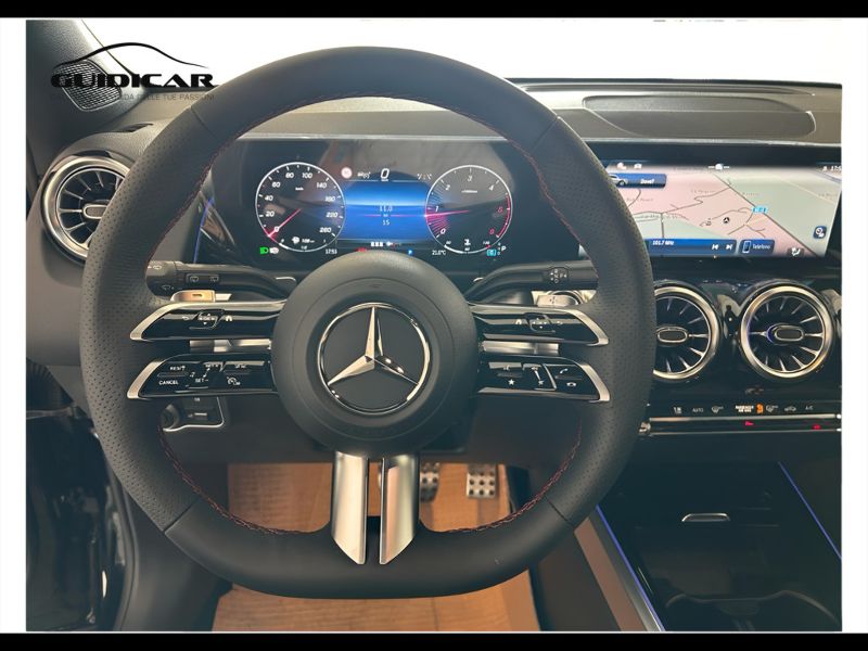 GuidiCar - MERCEDES BENZ NUOVA GLB 1 GLB 220 d 4MATIC AMG Line ADVANCED PLUS Nuovo