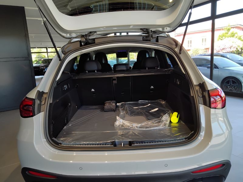 GuidiCar - MERCEDES BENZ Nuova GLC SUV 1 GLC 220 d 4MATIC AMG Line ADVANCED Nuovo