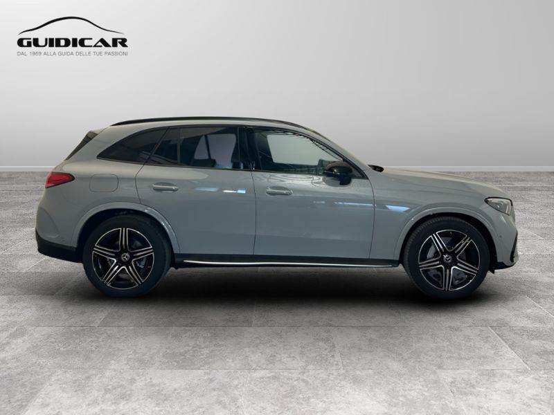GuidiCar - MERCEDES BENZ Nuova GLC SUV 1 GLC 220 d 4MATIC AMG Line ADVANCED Nuovo