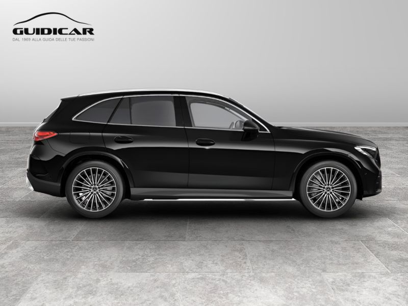 GuidiCar - MERCEDES BENZ Nuova GLC SUV 1 GLC 220 d 4MATIC AMG Line ADVANCED Nuovo