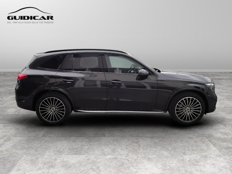 GuidiCar - MERCEDES BENZ Nuova GLC SUV 1 GLC 220 d 4MATIC AMG Line ADVANCED Nuovo