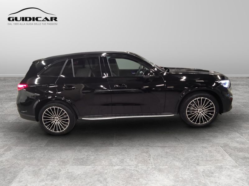 GuidiCar - MERCEDES BENZ Nuova GLC SUV 1 GLC 220 d 4MATIC AMG Line ADVANCED Nuovo