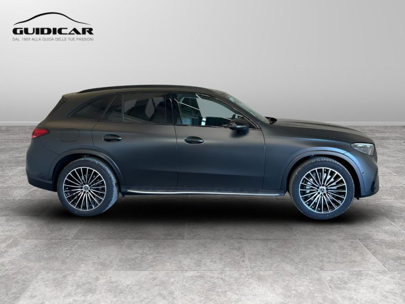 GuidiCar - MERCEDES BENZ Nuova GLC SUV 1 GLC 220 d 4MATIC AMG Line ADVANCED Nuovo