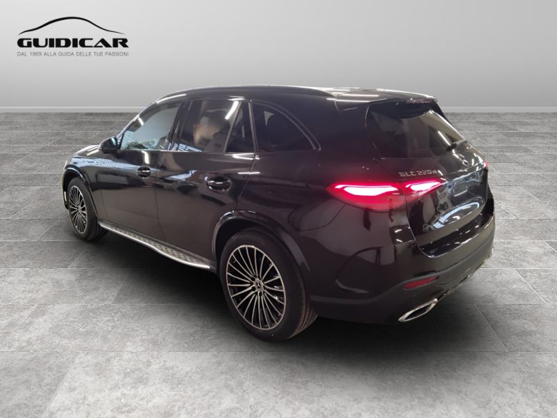 GuidiCar - MERCEDES BENZ Nuova GLC SUV 1 GLC 220 d 4MATIC AMG Line ADVANCED Nuovo
