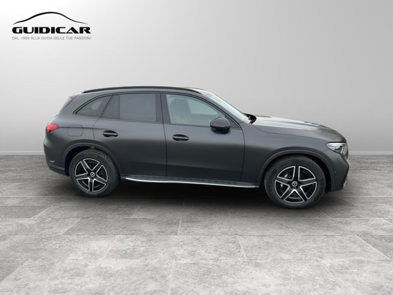 GuidiCar - MERCEDES BENZ Nuova GLC SUV 1 GLC 220 d 4MATIC AMG Line ADVANCED Nuovo