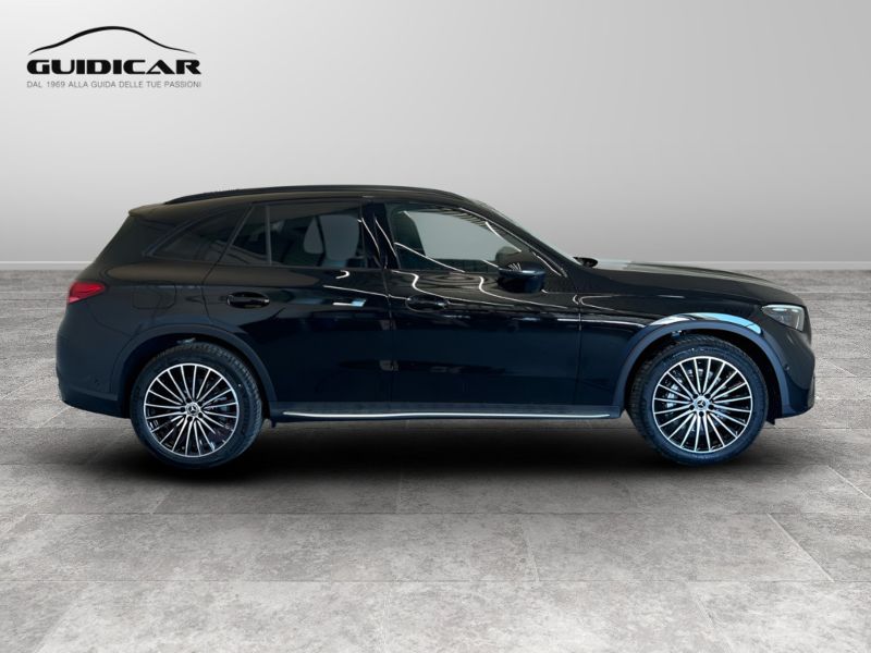 GuidiCar - MERCEDES BENZ Nuova GLC SUV 1 GLC 220 d 4MATIC AMG Line ADVANCED Nuovo