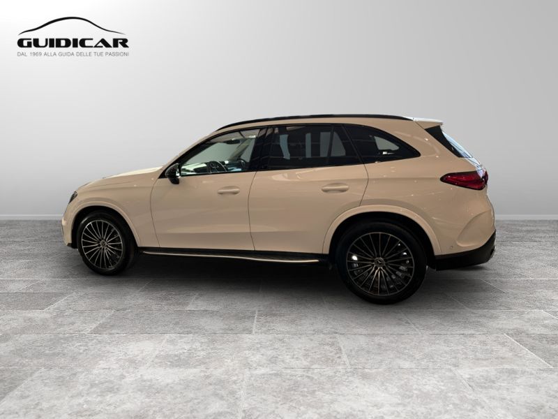 GuidiCar - MERCEDES BENZ Nuova GLC SUV 1 GLC 220 d 4MATIC AMG Line ADVANCED Nuovo