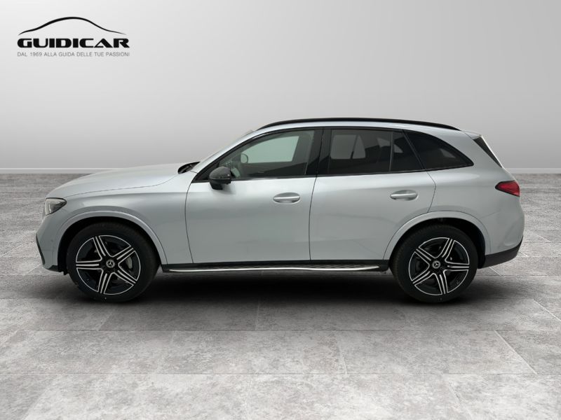 GuidiCar - MERCEDES BENZ Nuova GLC SUV 1 GLC 220 d 4MATIC AMG Line ADVANCED Nuovo