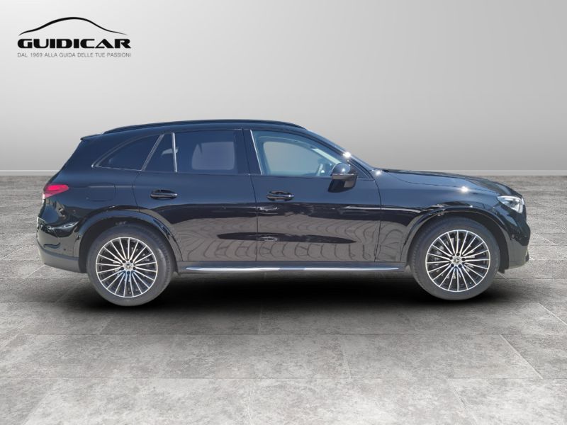 GuidiCar - MERCEDES BENZ Nuova GLC SUV 1 GLC 220 d 4MATIC AMG Line ADVANCED Nuovo