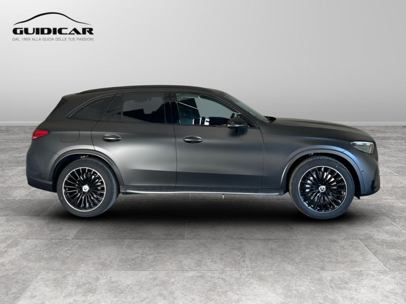 GuidiCar - MERCEDES BENZ Nuova GLC SUV 1 GLC 220 d 4MATIC AMG Line ADVANCED Nuovo