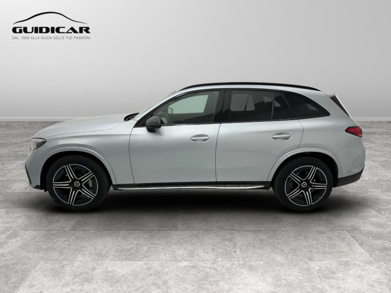 GuidiCar - MERCEDES BENZ Nuova GLC SUV 1 GLC 220 d 4MATIC AMG Line ADVANCED Nuovo