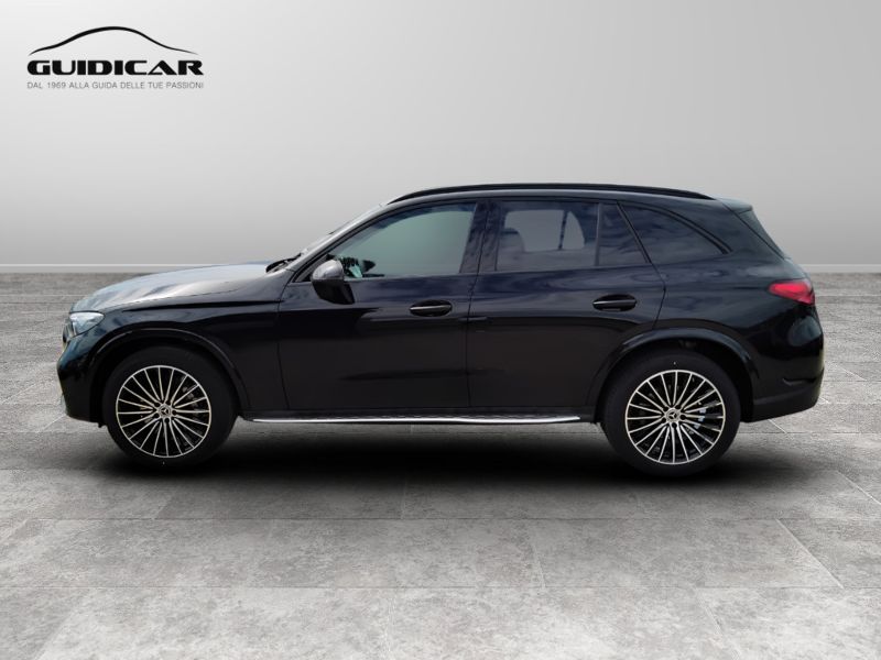 GuidiCar - MERCEDES BENZ Nuova GLC SUV 1 GLC 220 d 4MATIC AMG Line ADVANCED Nuovo