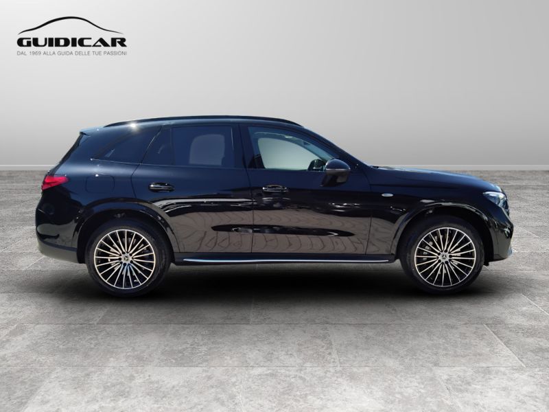 GuidiCar - MERCEDES BENZ Nuova GLC SUV 1 GLC 300 de 4MATIC AMG Line ADVANCED TECH Nuovo
