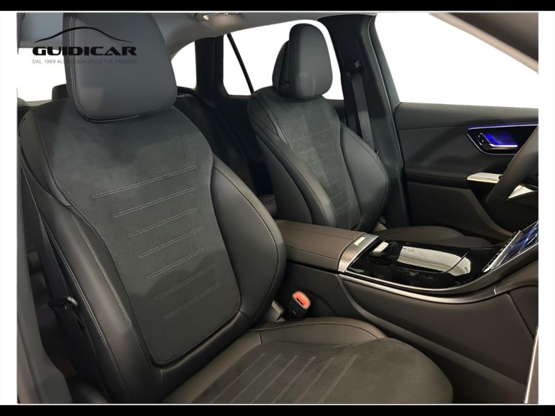 GuidiCar - MERCEDES BENZ Nuova GLC SUV 1 GLC 300 de 4MATIC AMG Line ADVANCED TECH Nuovo