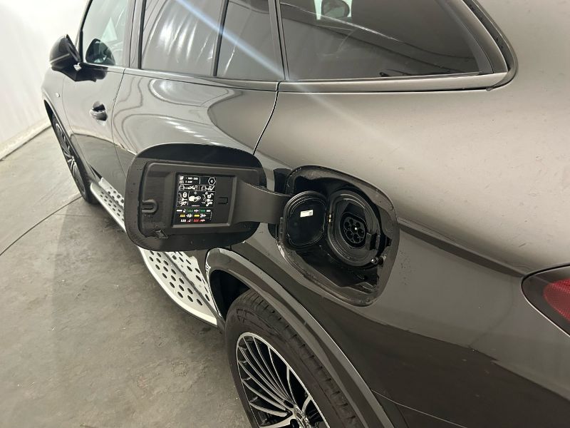 GuidiCar - MERCEDES BENZ Nuova GLC SUV 1 GLC 300 de 4MATIC AMG Line ADVANCED TECH Nuovo