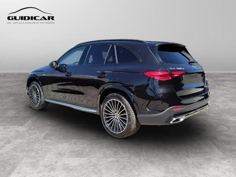 GuidiCar - MERCEDES BENZ Nuova GLC SUV 1 GLC 300 de 4MATIC AMG Line ADVANCED TECH Nuovo