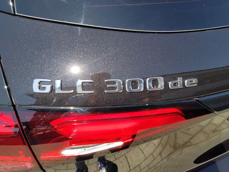 GuidiCar - MERCEDES BENZ Nuova GLC SUV 1 GLC 300 de 4MATIC AMG Line ADVANCED TECH Nuovo