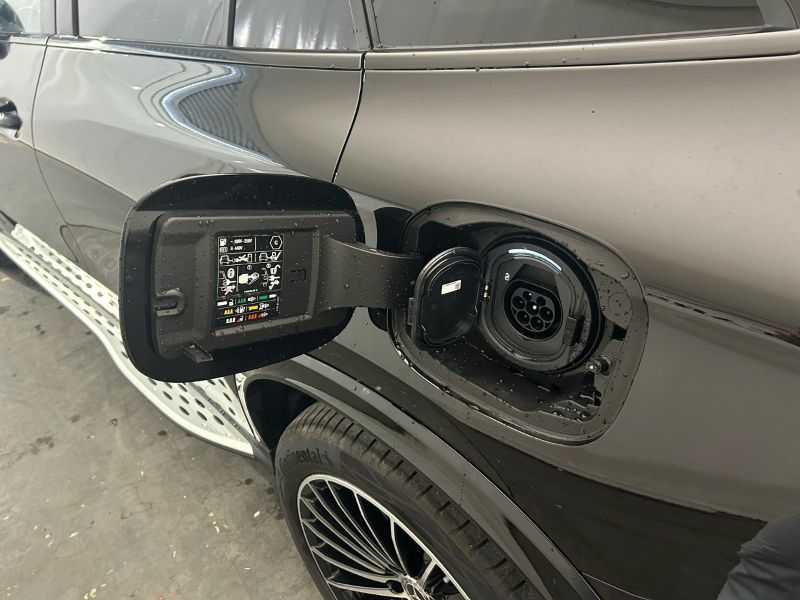 GuidiCar - MERCEDES BENZ Nuova GLC SUV 1 GLC 300 de 4MATIC AMG Line ADVANCED TECH Nuovo