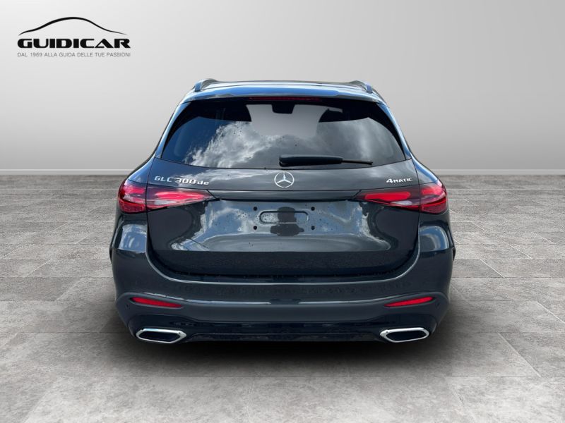 GuidiCar - MERCEDES BENZ Nuova GLC SUV 1 GLC 300 de 4MATIC AMG Line ADVANCED Nuovo