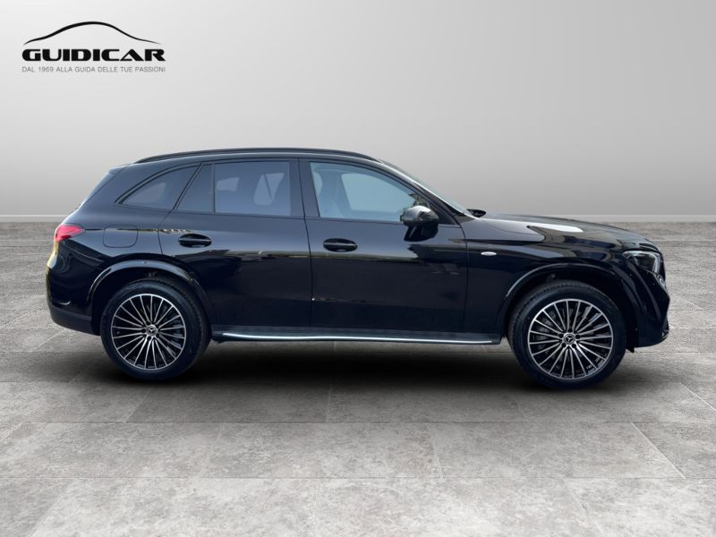 GuidiCar - MERCEDES BENZ Nuova GLC SUV 1 GLC 300 de 4MATIC AMG Line ADVANCED TECH Nuovo