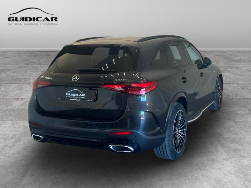 GuidiCar - MERCEDES BENZ Nuova GLC SUV 1 GLC 300 de 4MATIC AMG Line ADVANCED TECH Nuovo