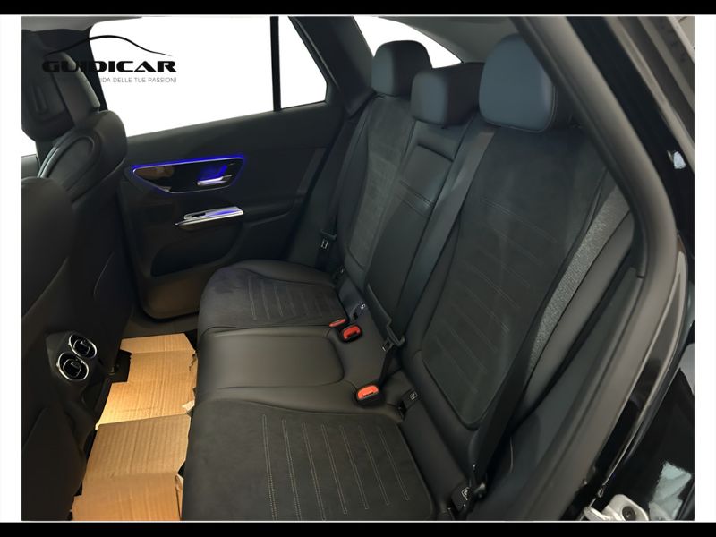 GuidiCar - MERCEDES BENZ Nuova GLC SUV 1 GLC 300 de 4MATIC AMG Line ADVANCED TECH Nuovo