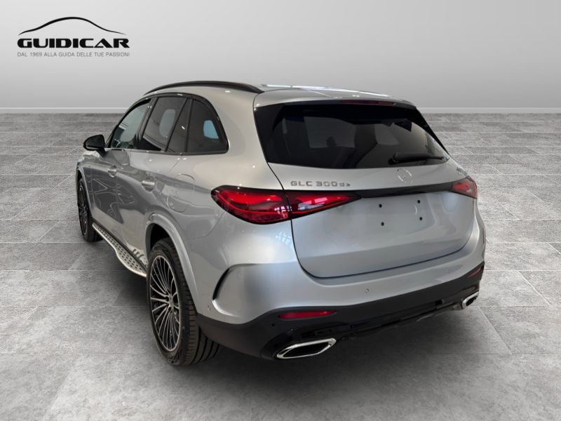 GuidiCar - MERCEDES BENZ Nuova GLC SUV 1 GLC 300 de 4MATIC DL1 Nuovo
