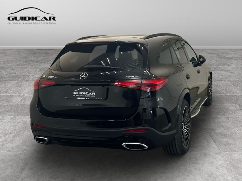 GuidiCar - MERCEDES BENZ Nuova GLC SUV 1 GLC 300 de 4MATIC AMG Line ADVANCED TECH Nuovo