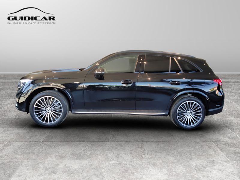 GuidiCar - MERCEDES BENZ Nuova GLC SUV 1 GLC 300 de 4MATIC AMG Line ADVANCED TECH Nuovo
