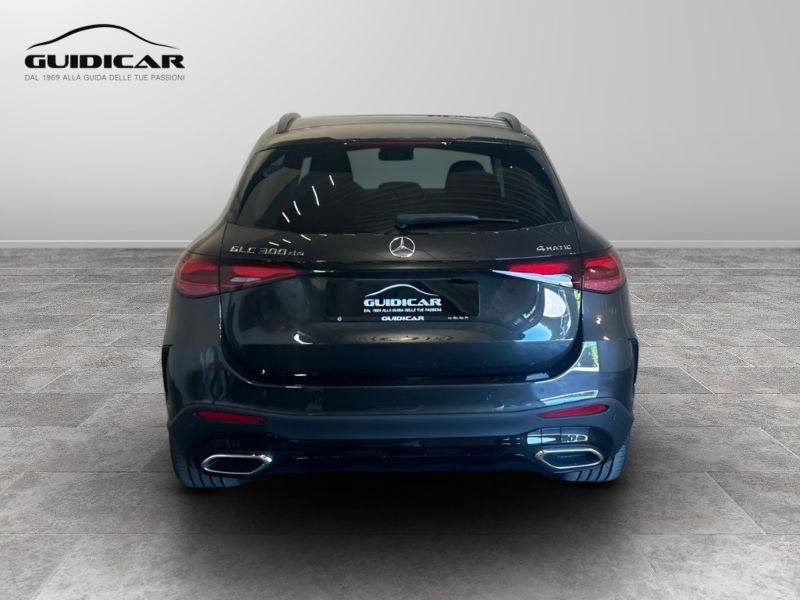 GuidiCar - MERCEDES BENZ Nuova GLC SUV 1 GLC 300 de 4MATIC AMG Line ADVANCED TECH Nuovo