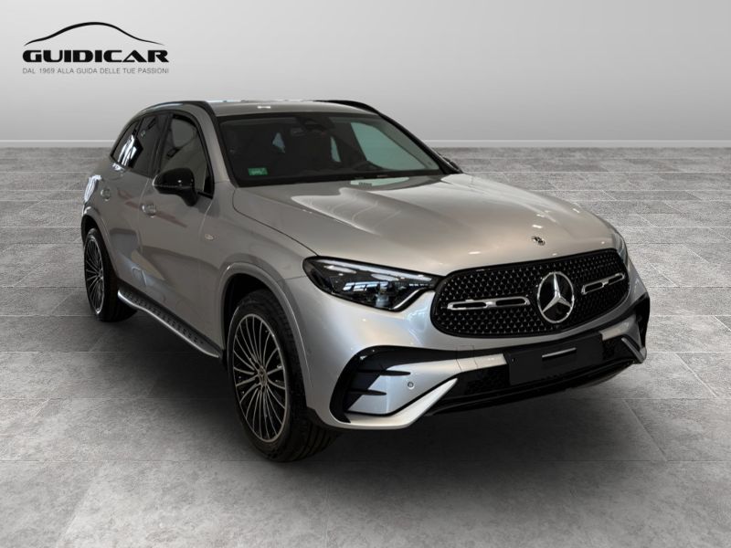 GuidiCar - MERCEDES BENZ Nuova GLC SUV 1 GLC 300 de 4MATIC DL1 Nuovo