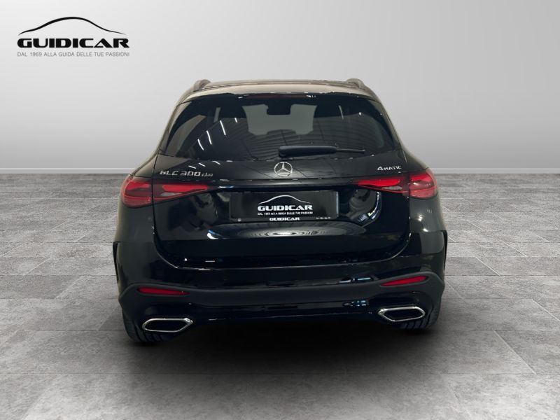 GuidiCar - MERCEDES BENZ Nuova GLC SUV 1 GLC 300 de 4MATIC AMG Line ADVANCED TECH Nuovo