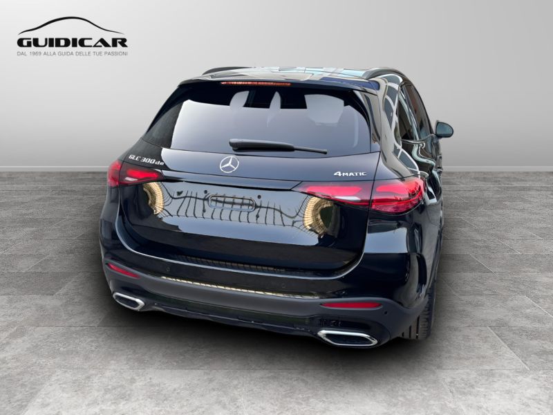 GuidiCar - MERCEDES BENZ Nuova GLC SUV 1 GLC 300 de 4MATIC AMG Line ADVANCED TECH Nuovo