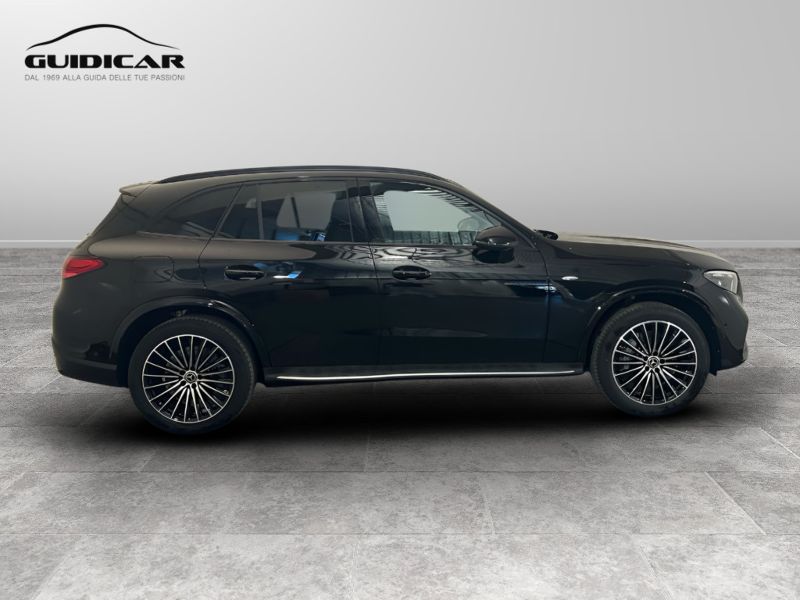 GuidiCar - MERCEDES BENZ Nuova GLC SUV 1 GLC 300 de 4MATIC AMG Line ADVANCED TECH Nuovo