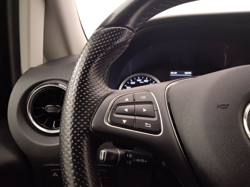 GuidiCar - Mercedes Vito 2023 vito 116 cdi compact mixto pro auto my20 Usato