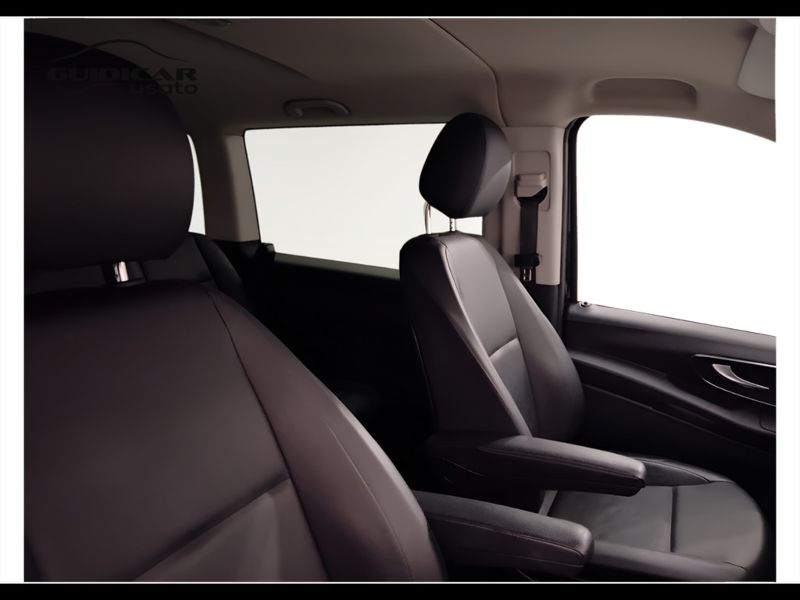 GuidiCar - Mercedes Vito 2023 vito 116 cdi compact mixto pro auto my20 Usato