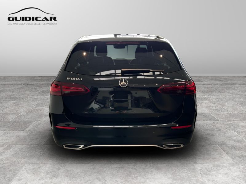 GuidiCar - MERCEDES BENZ Classe B - W247 2023 1 B 180 d AMG Line ADVANCED PLUS Nuovo