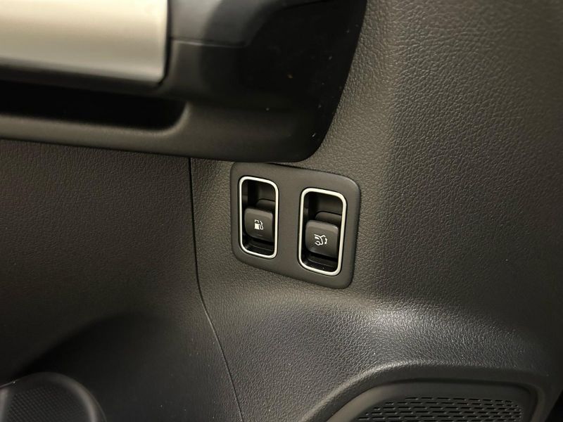 GuidiCar - MERCEDES BENZ Classe B - W247 2023 1 B 250 e con tecnologia EQ AMG Line ADVANCED PLUS Nuovo