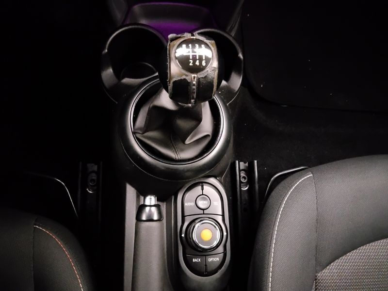 GuidiCar - MINI Mini 2015 Mini 1.5 Cooper D 5p Usato