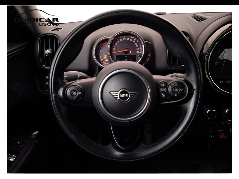 GuidiCar - MINI Countryman 2018 Mini Countryman 2.0 Cooper D Baker Street Usato