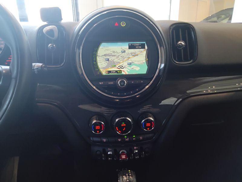 GuidiCar - MINI Countryman 2017 Mini Countryman 2.0 Cooper D Business auto Usato