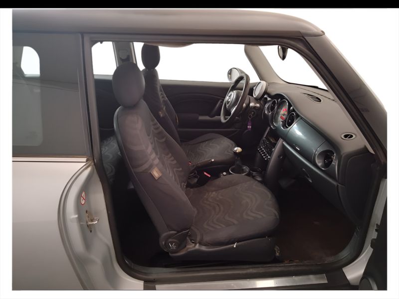 GuidiCar - MINI Mini 2004 Mini 1.4 One D Usato