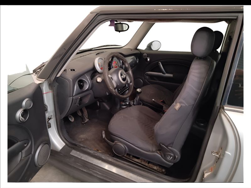 GuidiCar - MINI Mini 2004 Mini 1.4 One D Usato