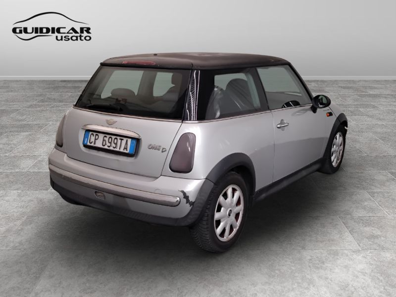 GuidiCar - MINI Mini 2004 Mini 1.4 One D Usato