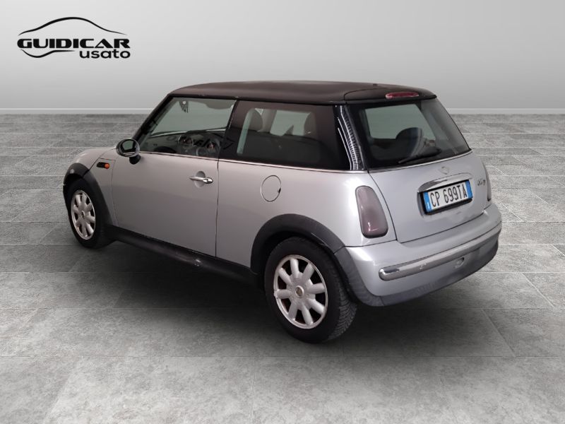 GuidiCar - MINI Mini 2004 Mini 1.4 One D Usato