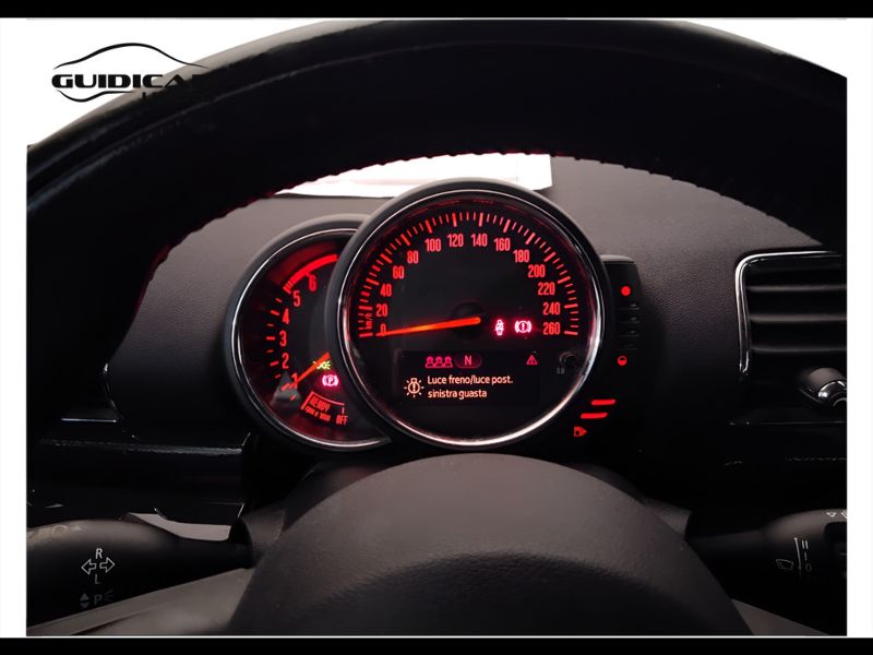 GuidiCar - MINI Mini 2017 Mini Clubman 2.0 Cooper D Business Usato